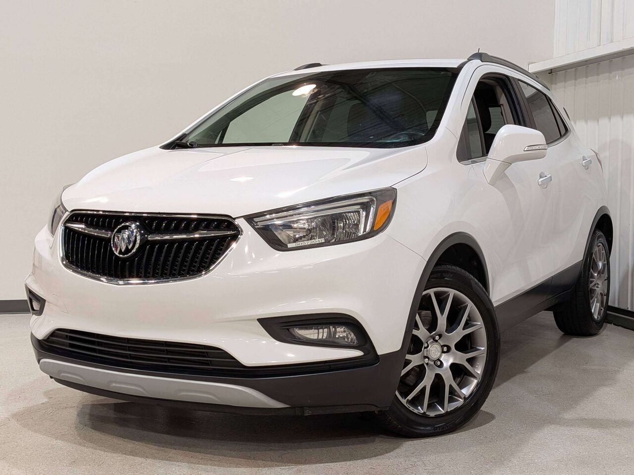 Buick Encore FWD 4dr Sport Touring 2017 Blanc Val-David - photo #0