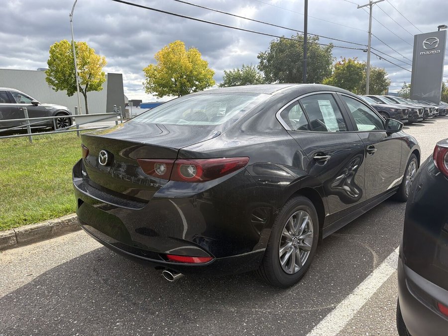 2026 MAZDA Mazda3 2026 Jet Black Mica