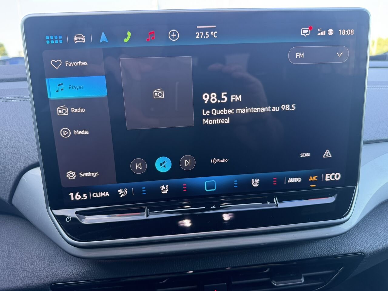 2024 Volkswagen ID.4 Pro S AWD Grey Laval - photo #23