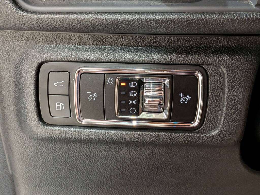 Lincoln Corsair Grand Touring AWD 2023 Jaune Val-David - photo #31