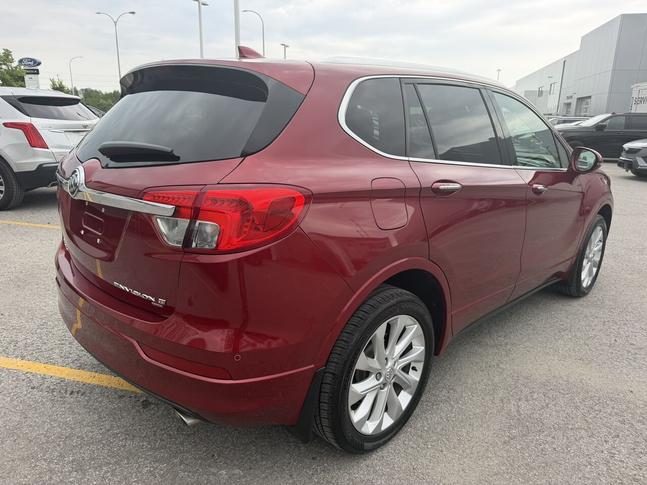 2017 Buick Envision PREMIUM II AWD Red Laval - photo #12