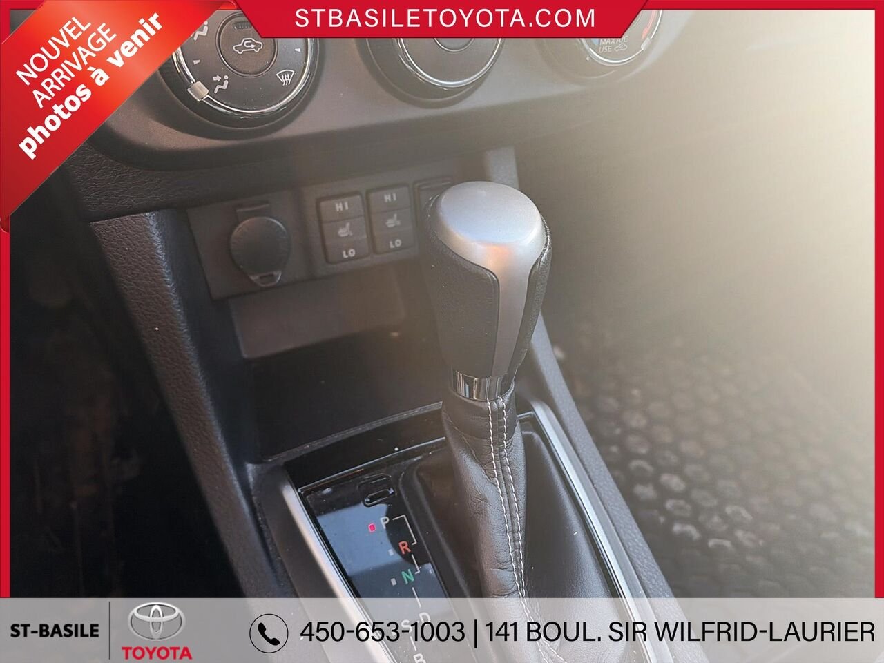 TOYOTA COROLLA 2014 Argent Saint-Basile-le-Grand - photo #9