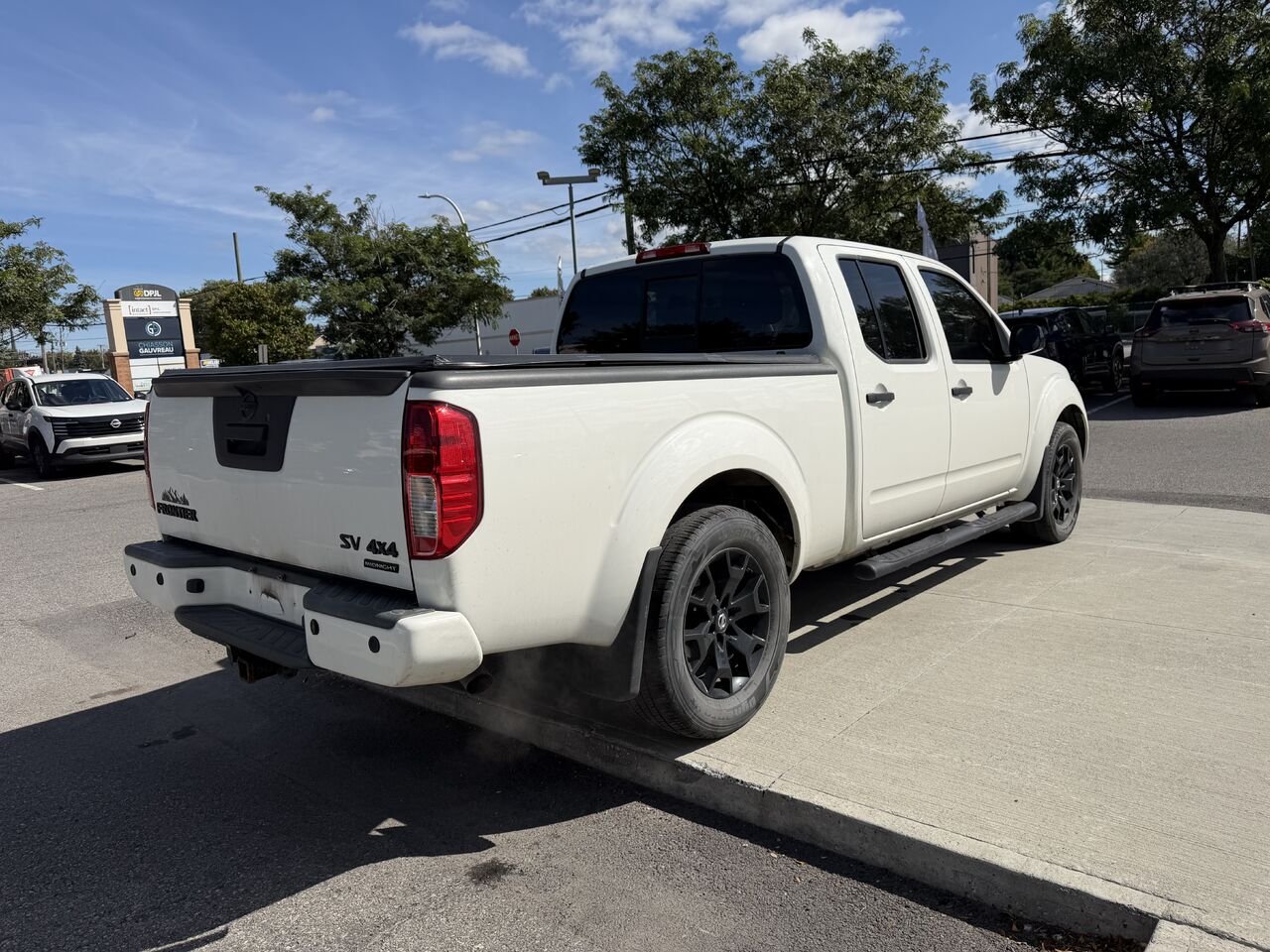 Nissan Frontier SV Édition minuit cabine multiplace 4x4 caisse longue BA 2019 Blanc Châteauguay - photo #4
