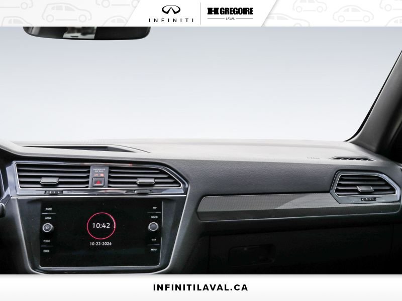 2022 Volkswagen Tiguan Black Blainville - photo #23