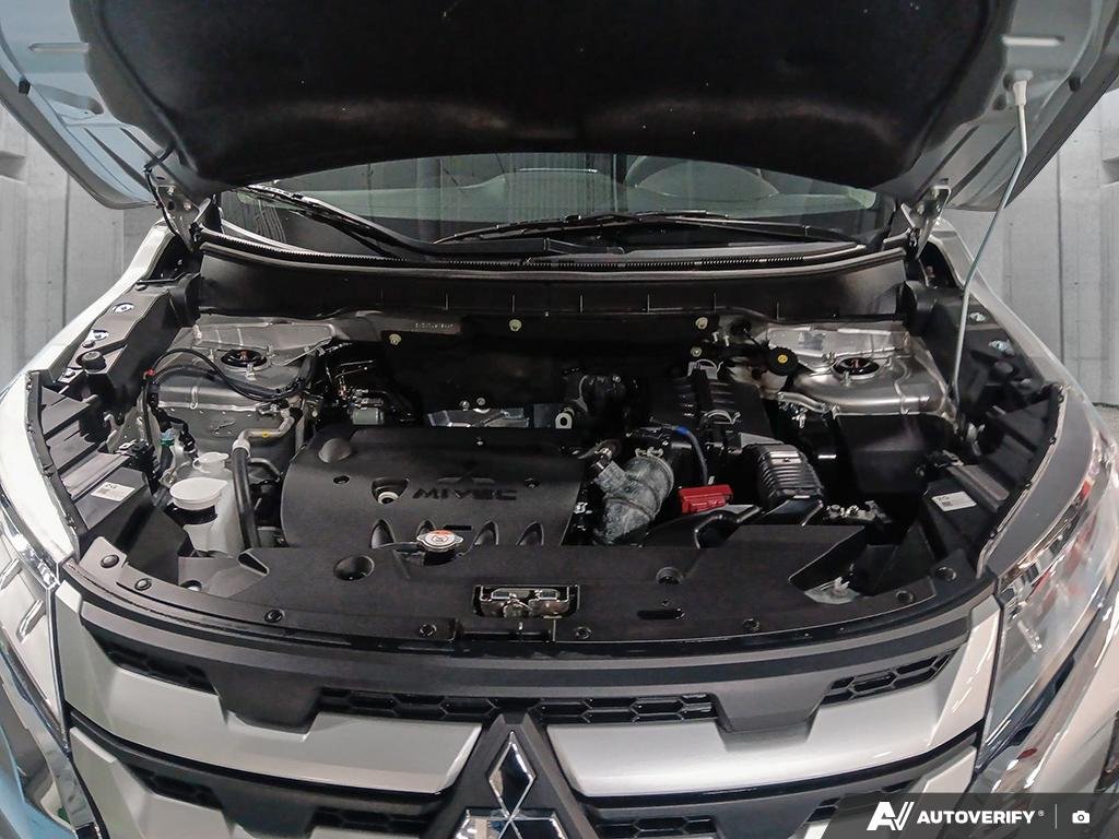 2026 Mitsubishi RVR 264046 | ES Silver Edmonton - photo #9