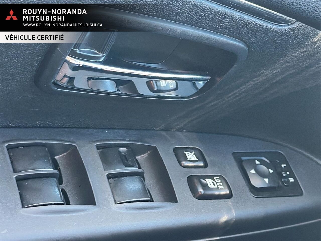 2024 Mitsubishi RVR Blue  - photo #10