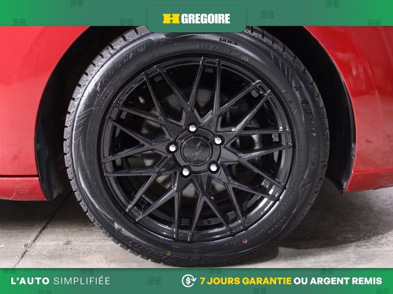 2021 Hyundai Elantra Red Blainville - photo #8