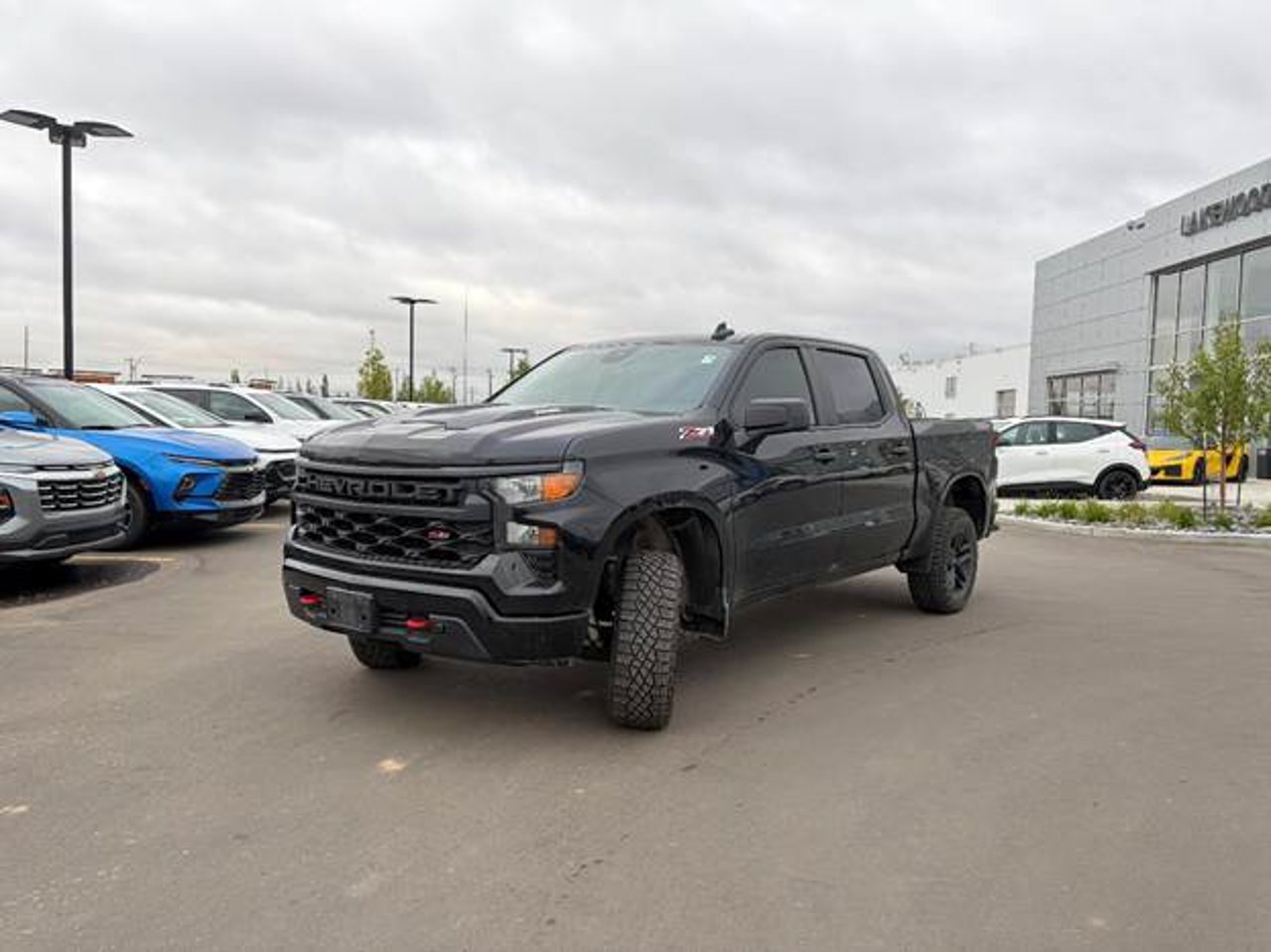 2024 Chevrolet Silverado 1500 4WD Crew Cab 147 Custom Trail Boss Black Sherwood Park - photo #3