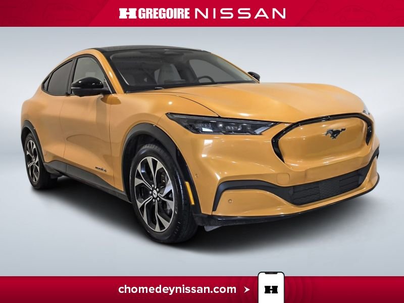 Ford Mustang Mach-E Premium * AWD * Caméra * Cuir * Mag 2022 Jaune