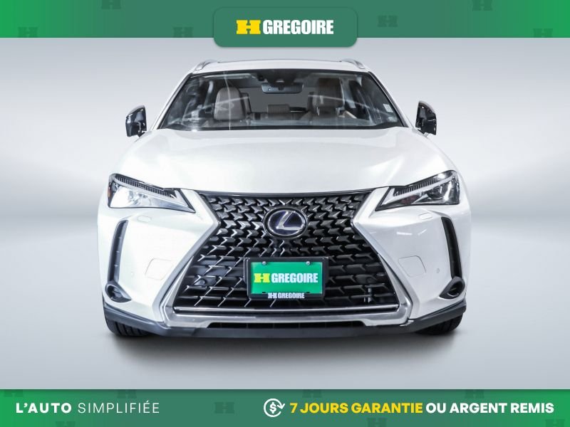 Lexus UX 821347 | UX 250h AWD AUTO AC CUIR TOIT NAV MAGS CAM RECULE 2022 Blanc Laval - photo #1