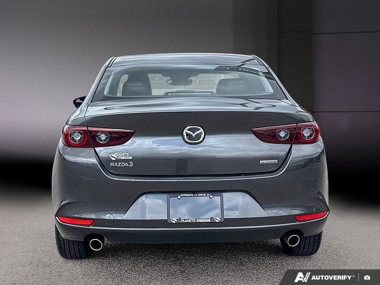 Mazda Mazda3 JM1BPACM3S1793364 2025 Gris Mirabel - photo #3