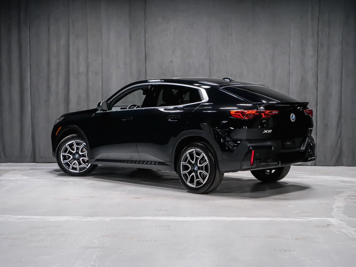 BMW X2 xDrive28i 2025 Noir Montréal - photo #3