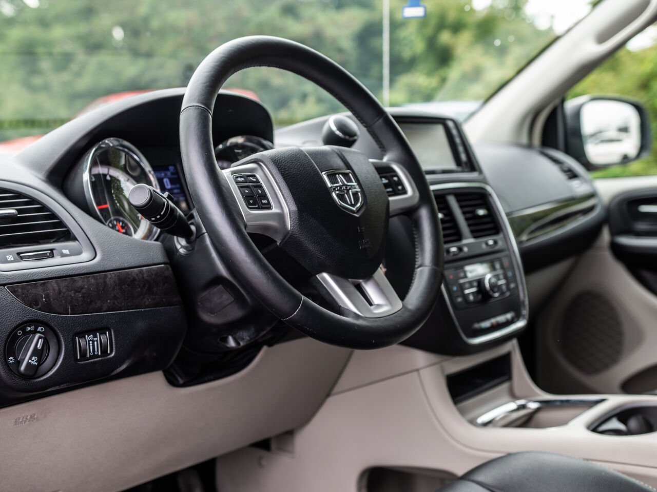 2016 Dodge Grand Caravan Black Sainte-Julienne - photo #15