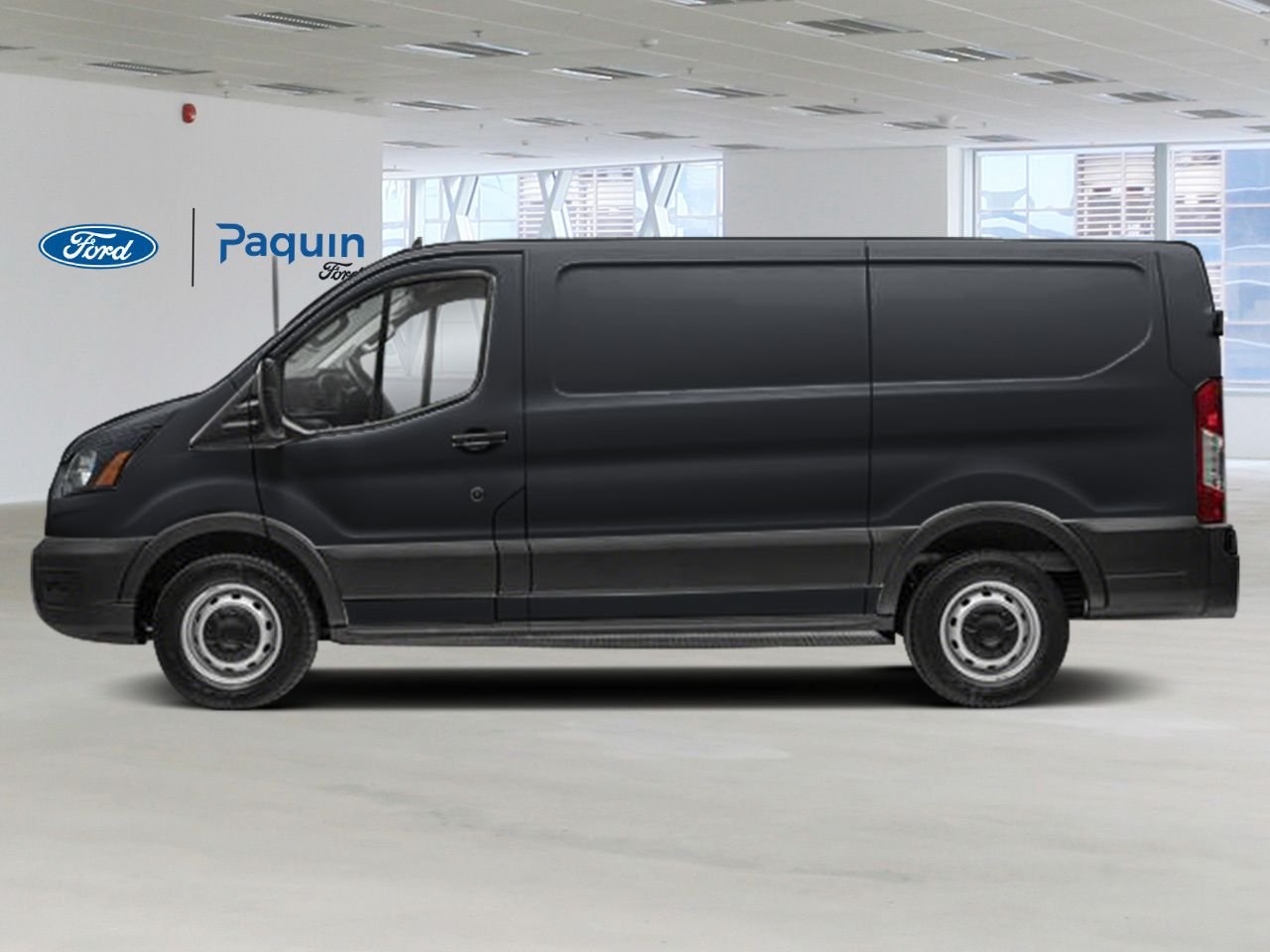 Ford Transit fourgon utilitaire 2026 Noir agate métallisé Rouyn-Noranda - photo #1