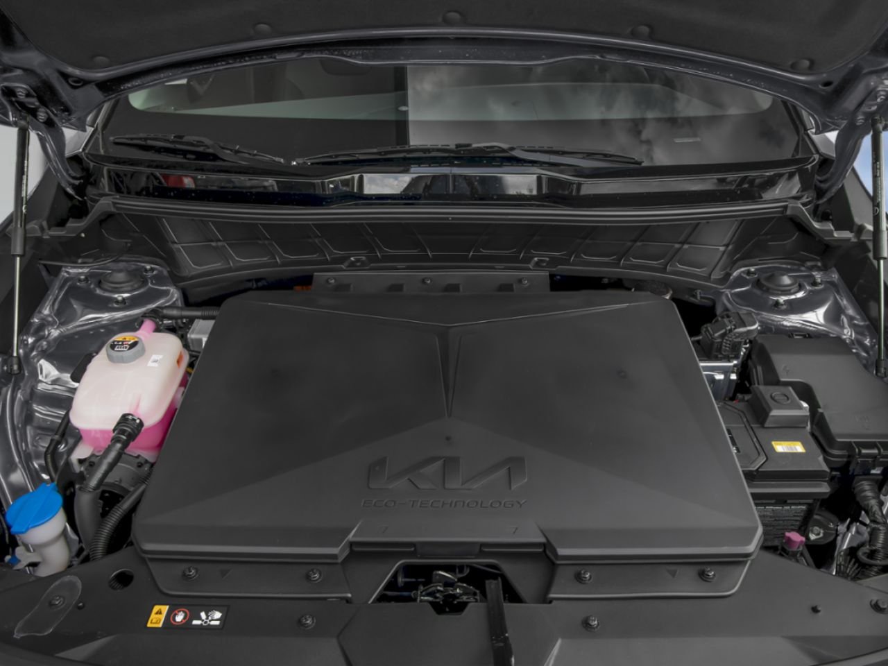 2026 Kia Niro EV Snow White Pearl Gatineau - photo #11
