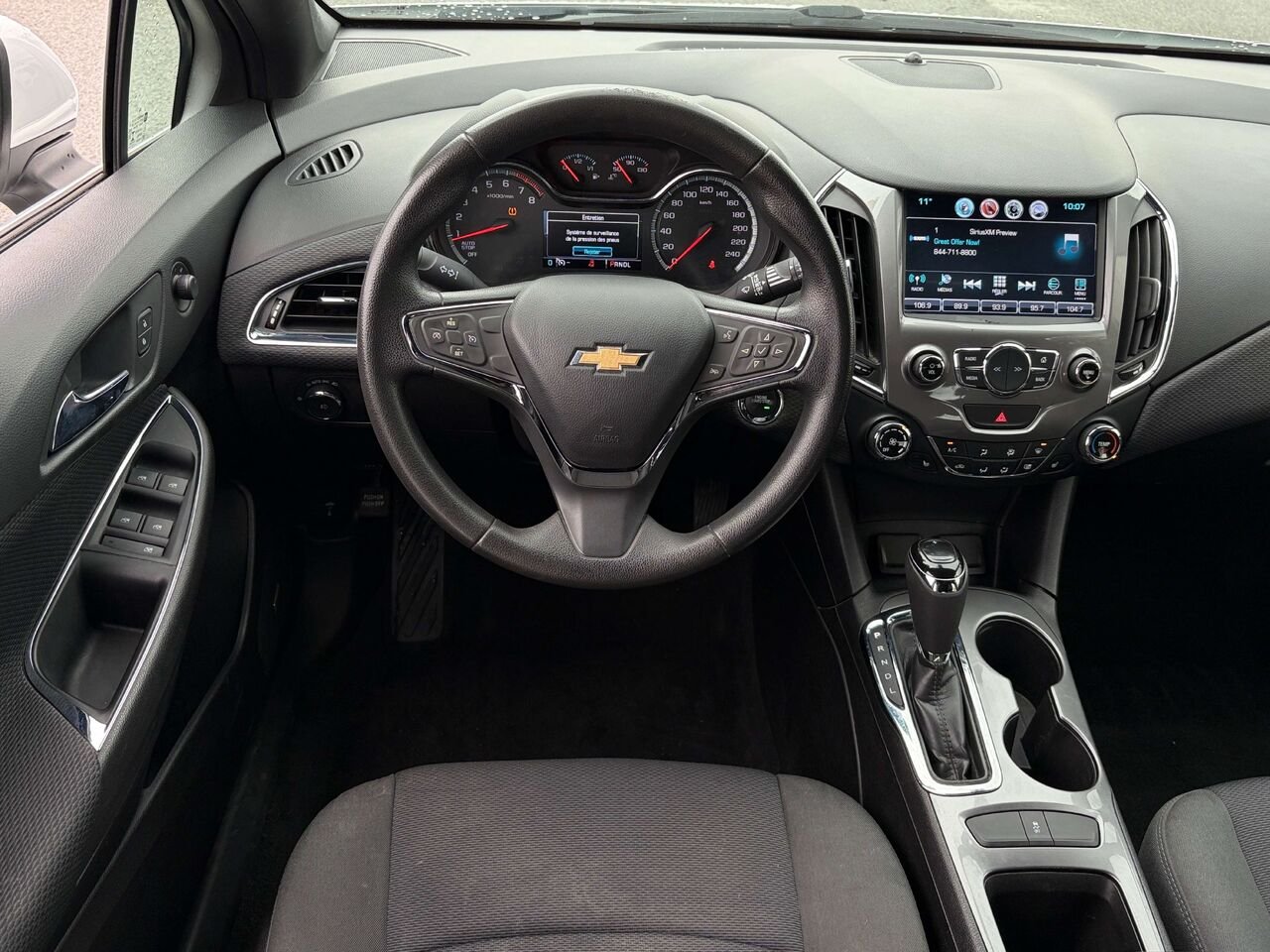 2018 Chevrolet Cruze LT Silver Gatineau - photo #12