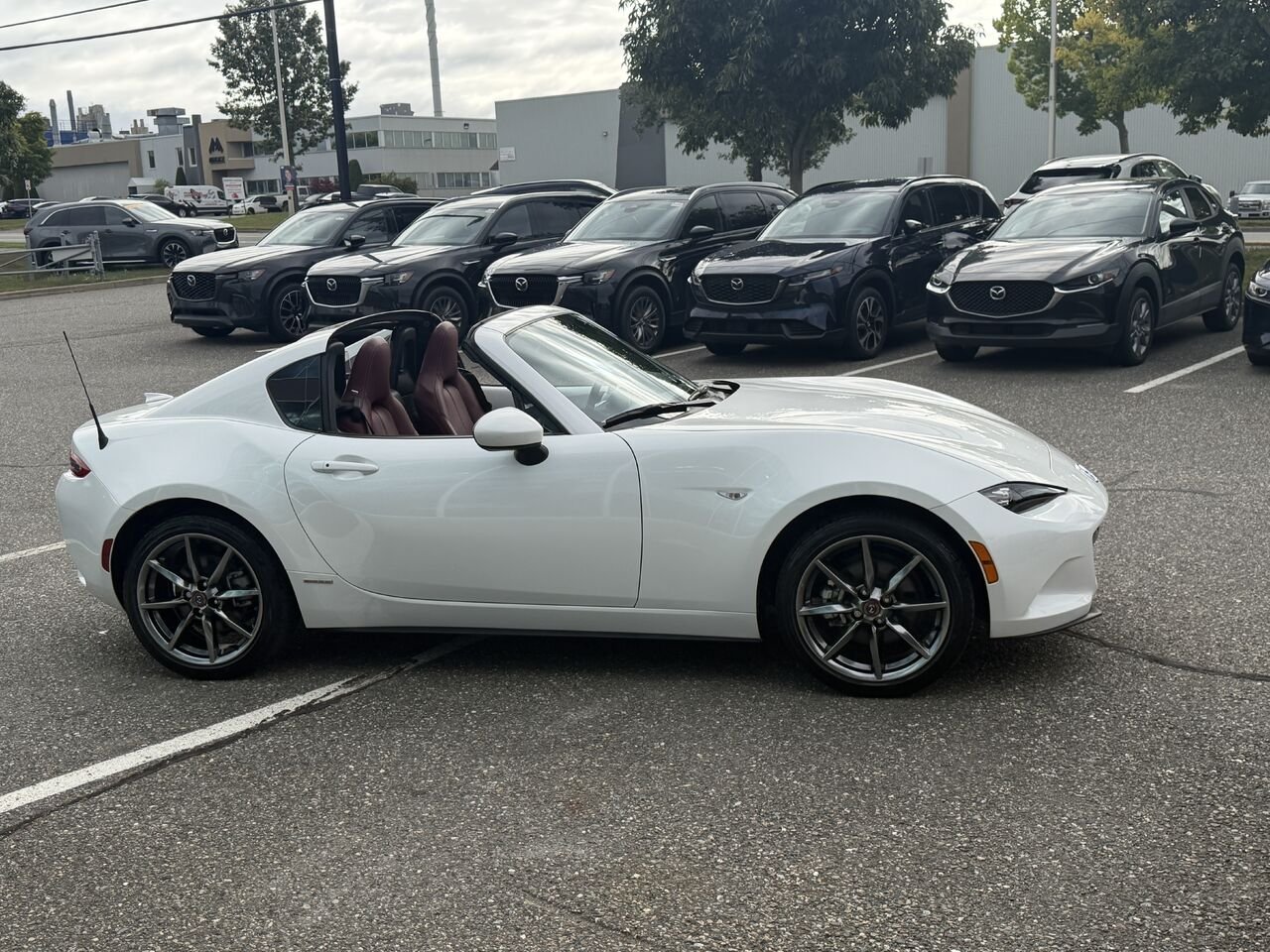 Mazda MX-5 RF 2021 Blanc Ste-Marie - photo #2