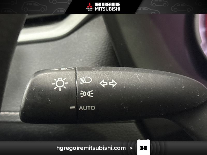 2024 Toyota Rav 4 Black Saint-Eustache - photo #18