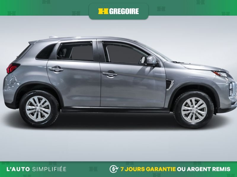 2023 Mitsubishi RVR Grey Saint-Eustache - photo #10