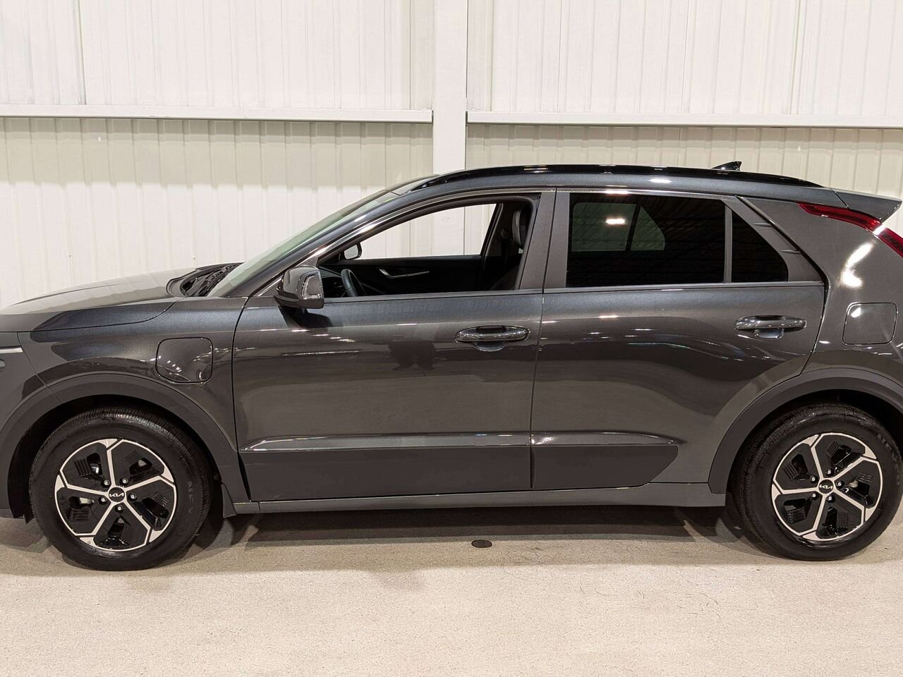 2025 Kia Niro Plug-in Hybrid EX Premium FWD Grey Val-David - photo #4