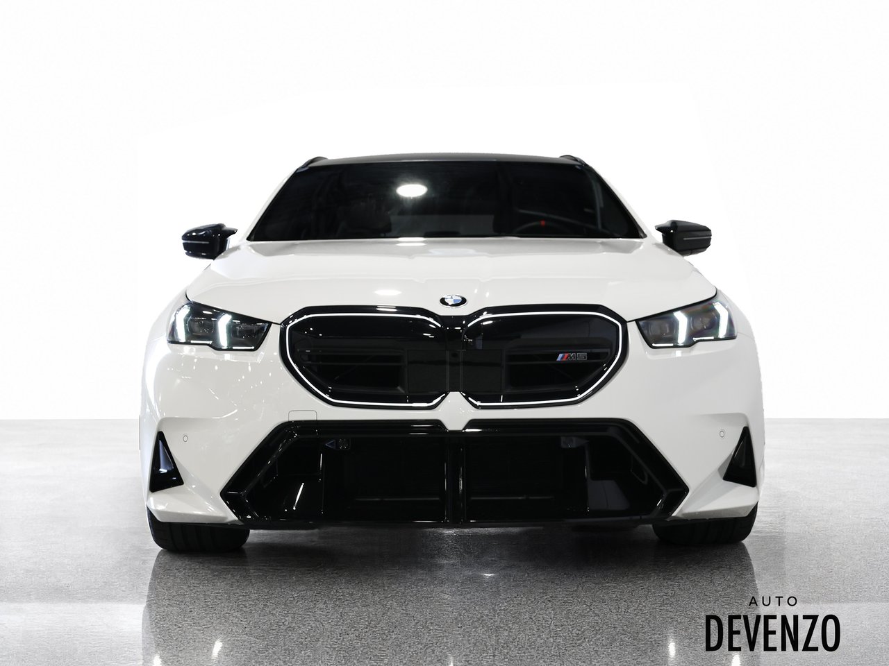 BMW M5 2026 Blanc Saint-Eustache - photo #5