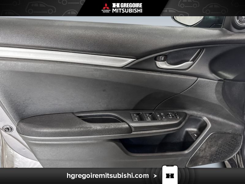 2016 Honda Civic Grey Blainville - photo #12