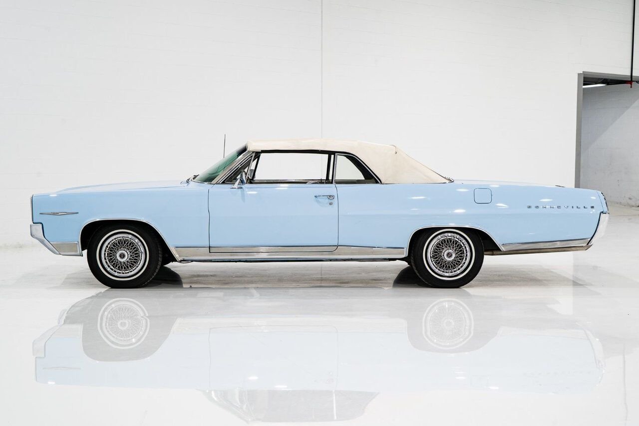 Pontiac Bonneville **PRICE IN USD** 1964 Bleu Montréal - photo #49