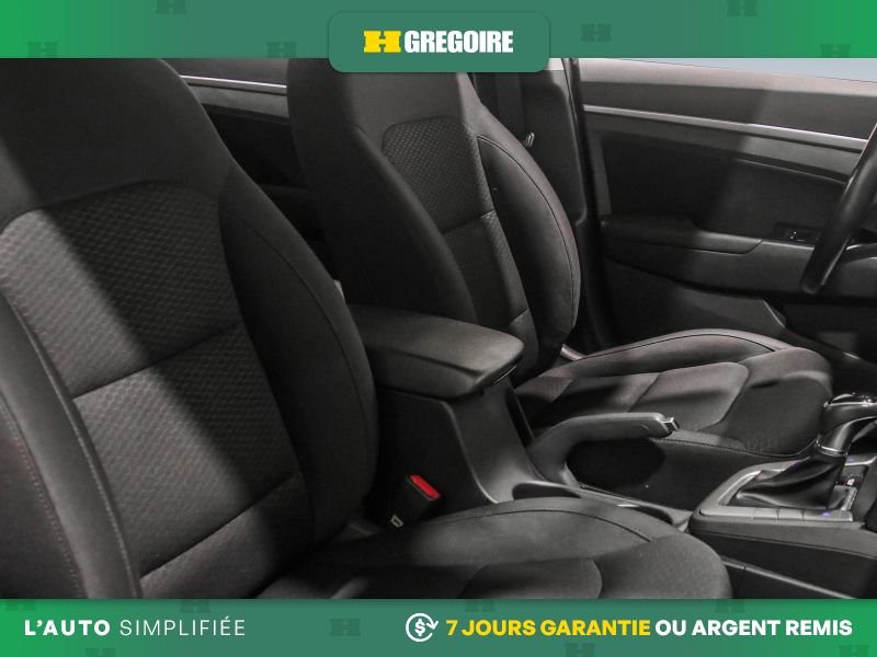 Hyundai Elantra 2019 Bleu Laval - photo #28
