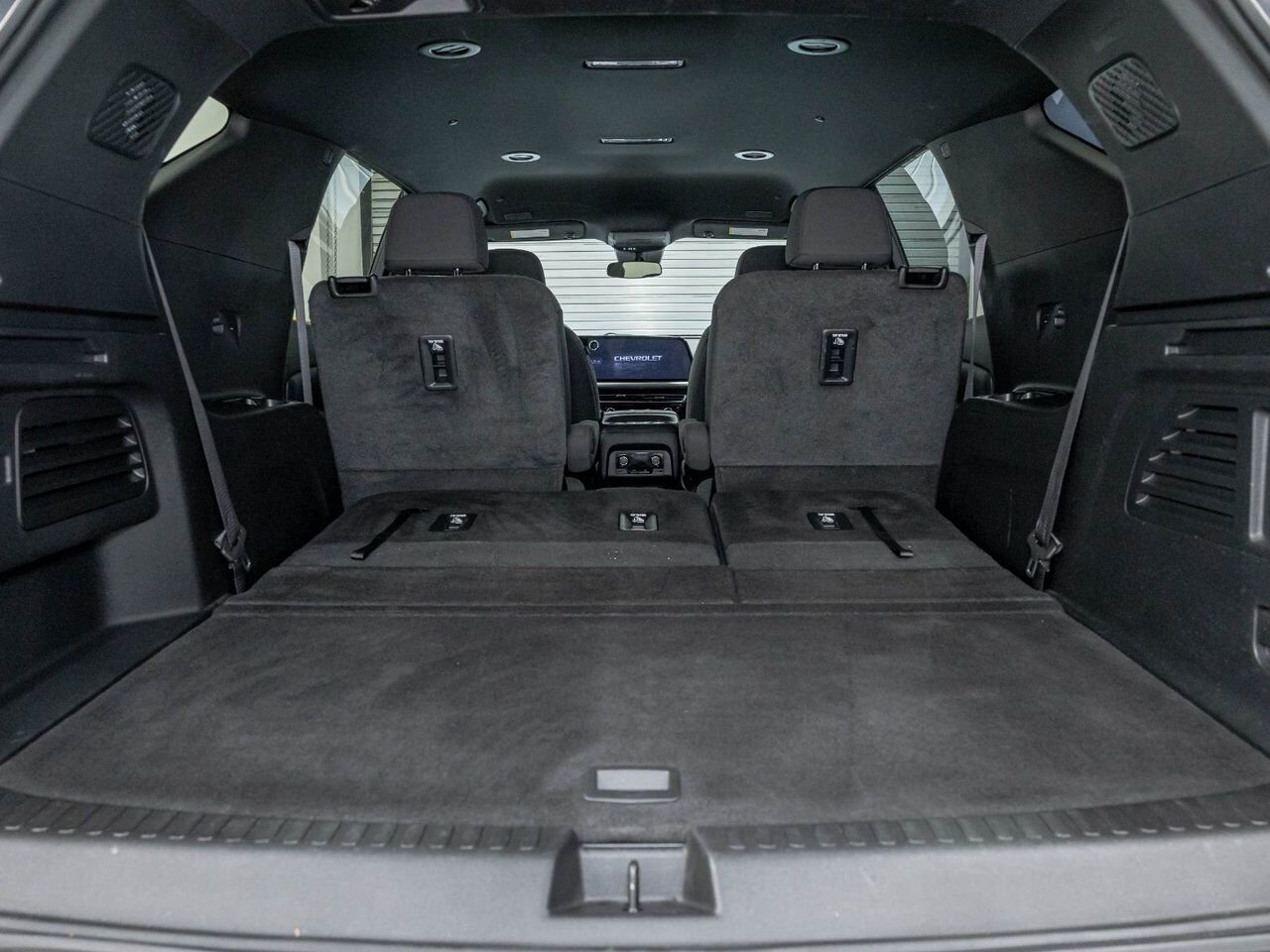 Chevrolet Traverse LT SPORT AWD 7 PLACES *CAM 360* GR REMORQ *CARPLAY 2024 Gris Saint-Jérôme - photo #30