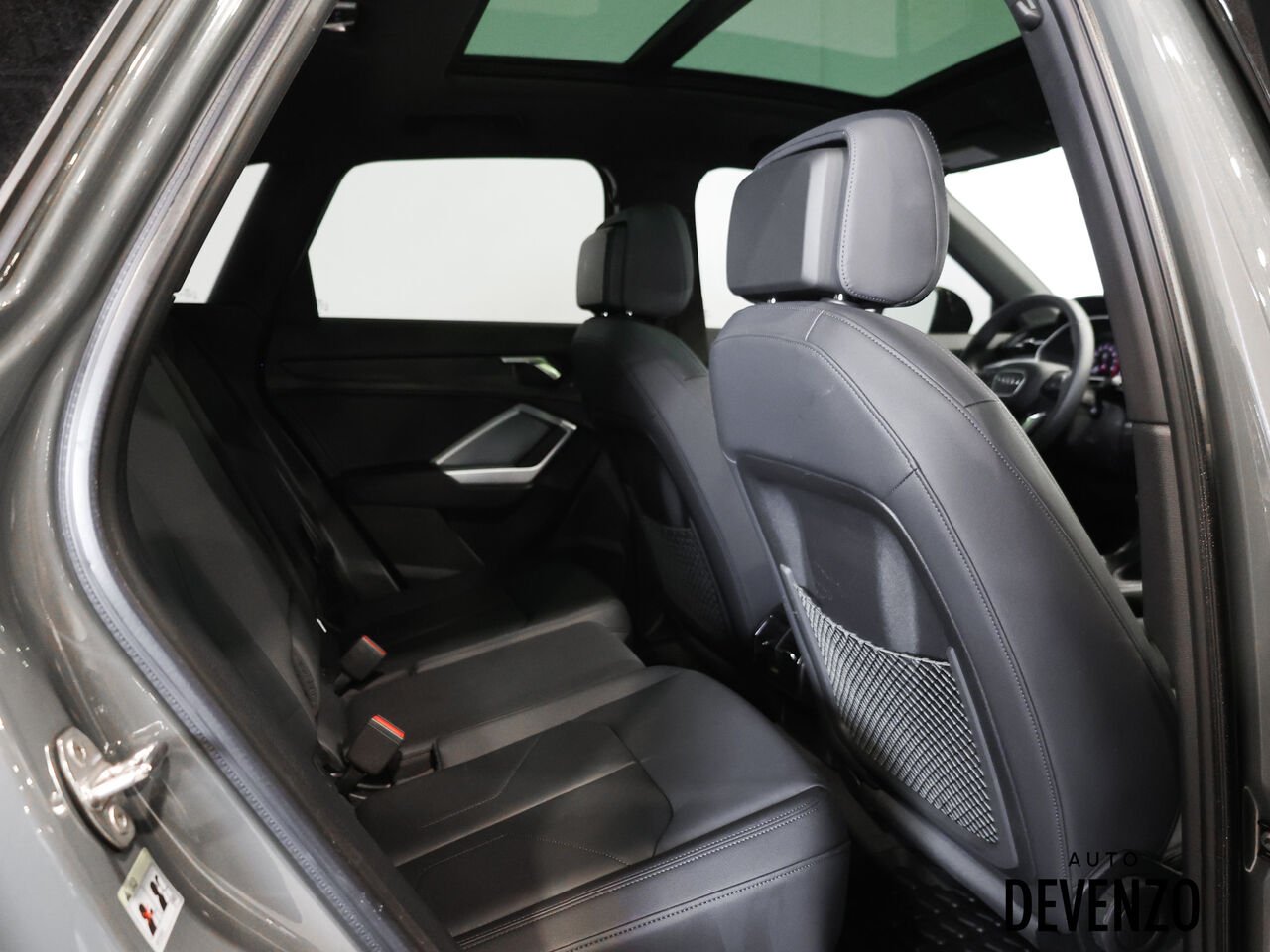 Audi Q3 2025 Gris Saint-Eustache - photo #8