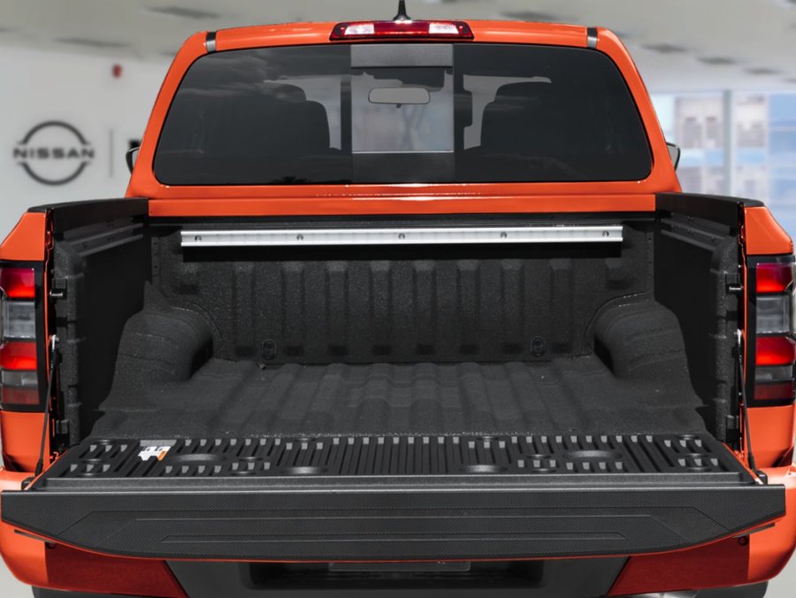 2027 Nissan Frontier PRO-4X Luxury gray