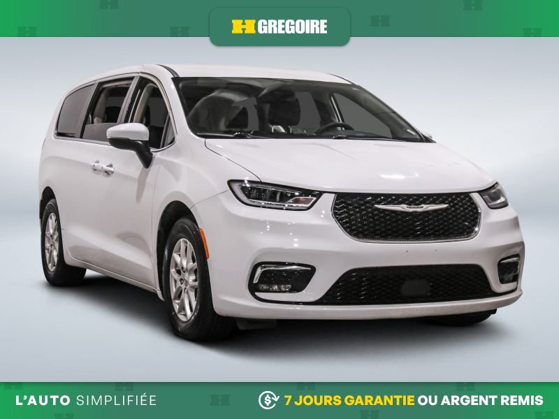 2023 Chrysler Pacifica White Saint-Eustache - photo #0