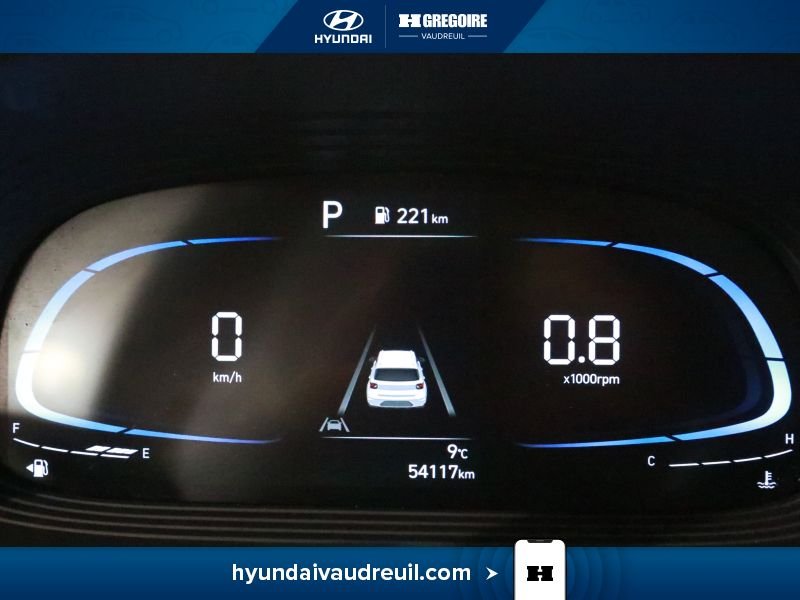 2024 Hyundai Venue Red Saint-Eustache - photo #23