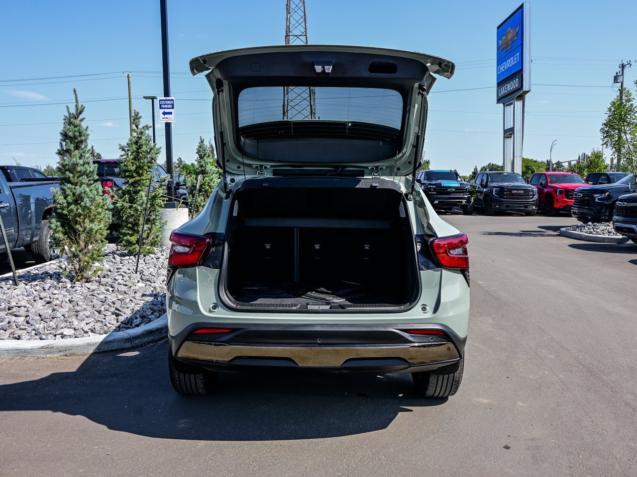 2025 Chevrolet Trax FWD 4dr ACTIV Green Sherwood Park - photo #13