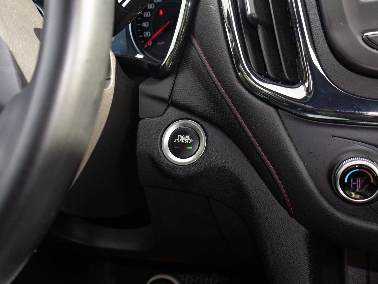 2024 Chevrolet Equinox AWD 4dr RS Black Sherwood Park - photo #25