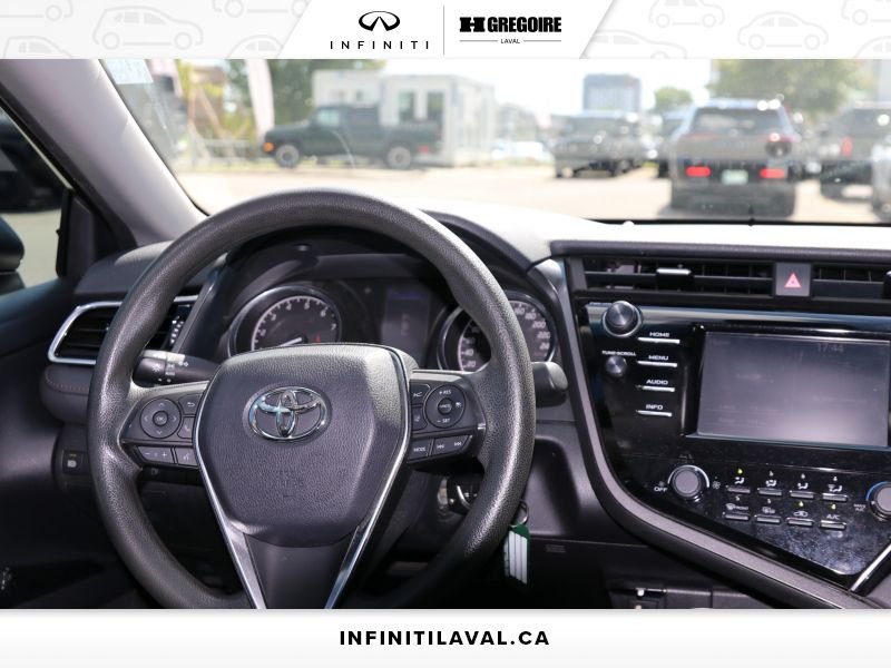 2018 Toyota Camry Laval - photo #20