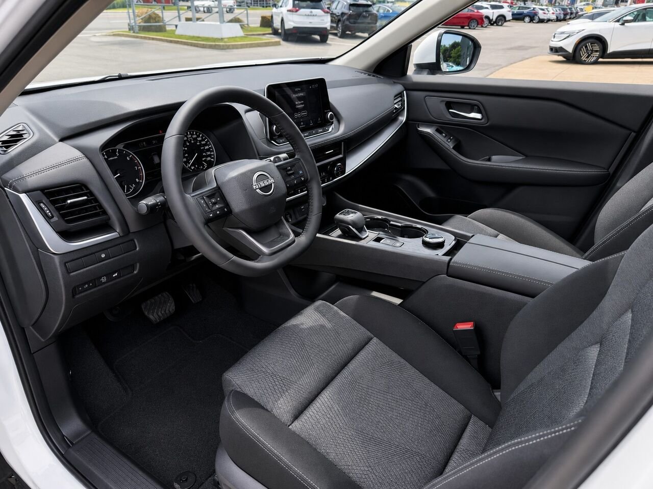 2026 NISSAN Rogue ROGUE SV TOIT OUVRANT Everest White Tricoat Pearl Châteauguay - photo #12