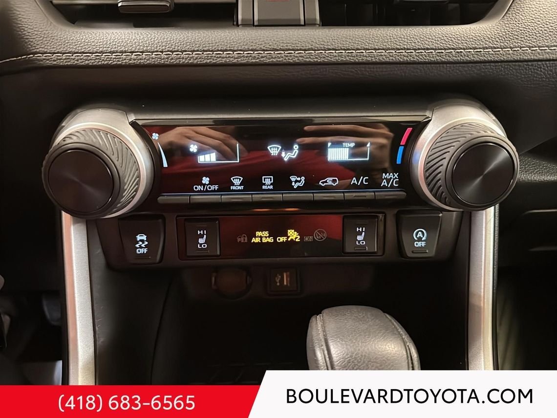 2024 Toyota RAV4 531707-82 | LE, AWD White Québec - photo #30