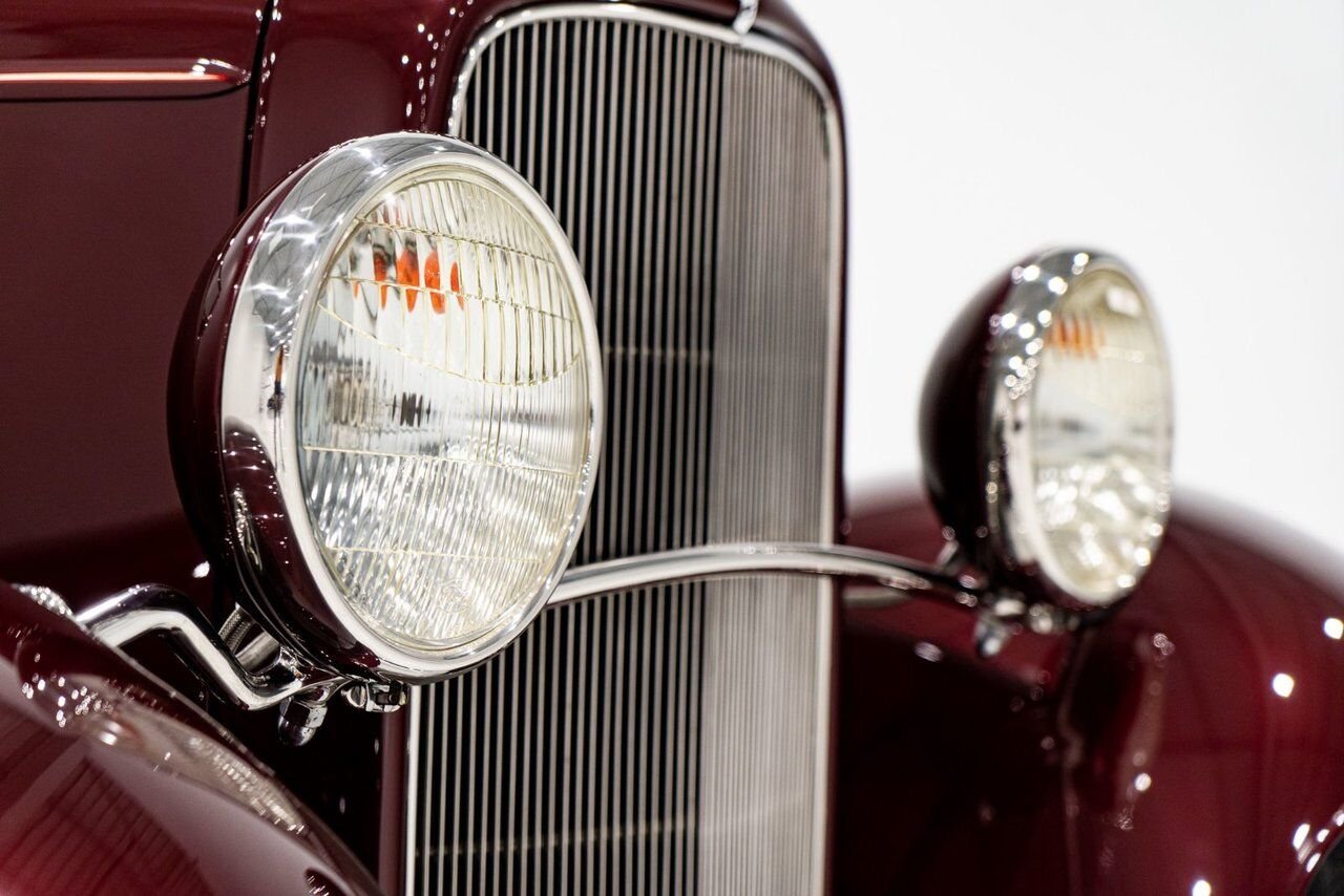 Ford Highboy Lobeck creation spectacular presentation **PRICE IN USD** 1932 Rouge Montréal - photo #32