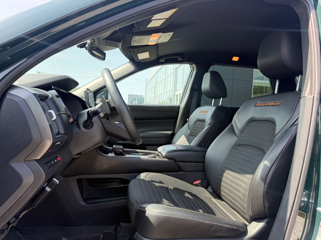 Nissan Pathfinder Rock Creek 4RM 2024 Vert Châteauguay - photo #2