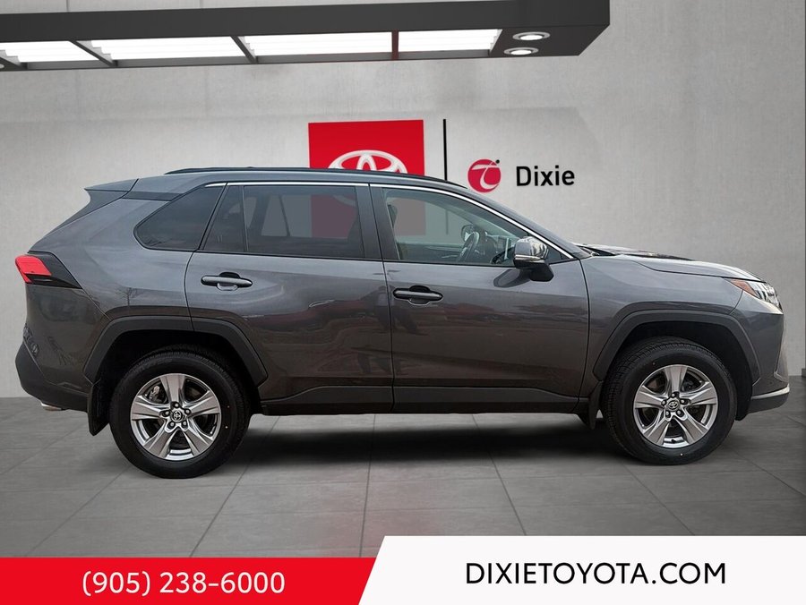 2023 Toyota RAV4 XLE AWD Grey