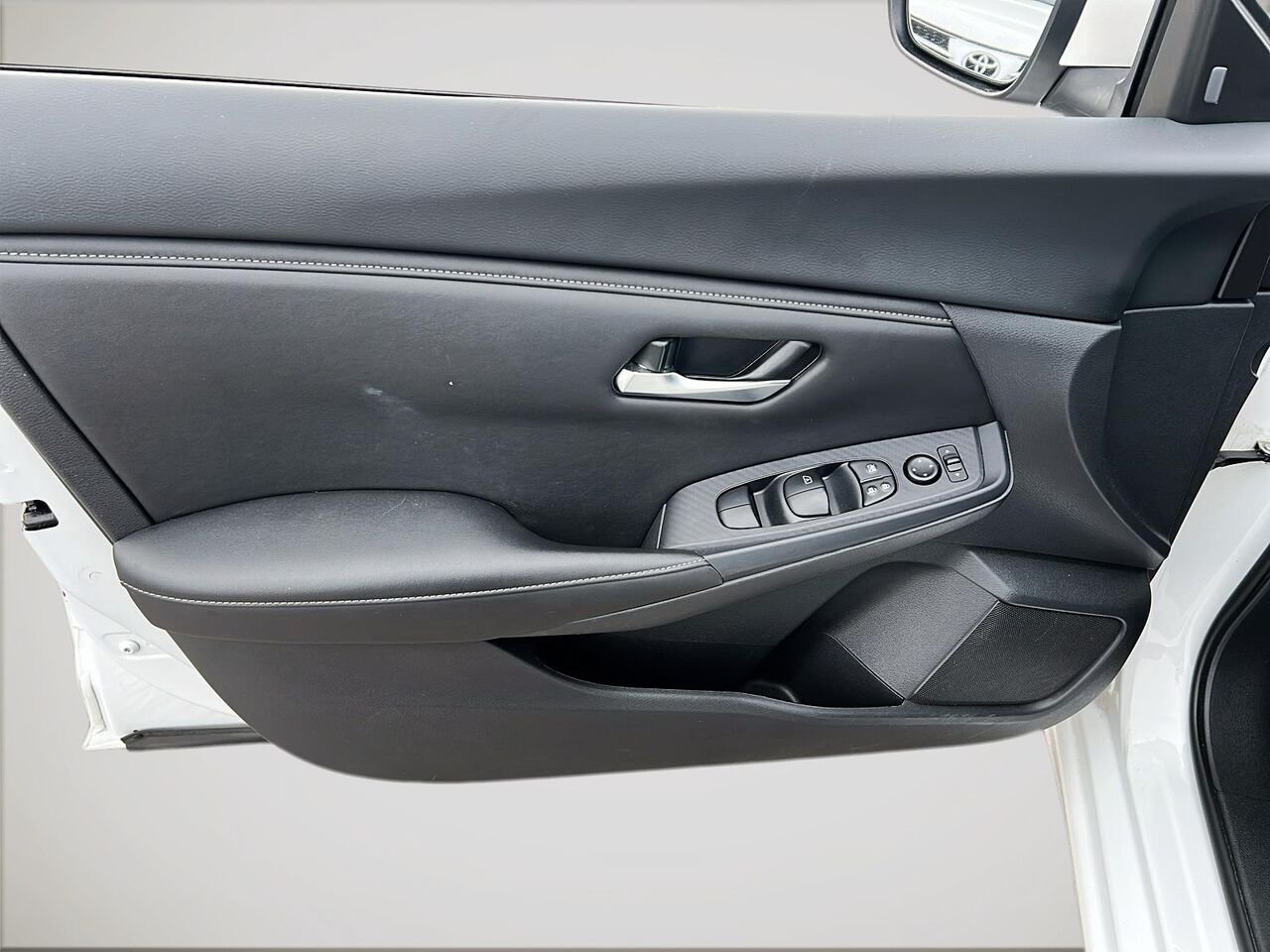 2024 Nissan SENTRA SV White Québec - photo #10