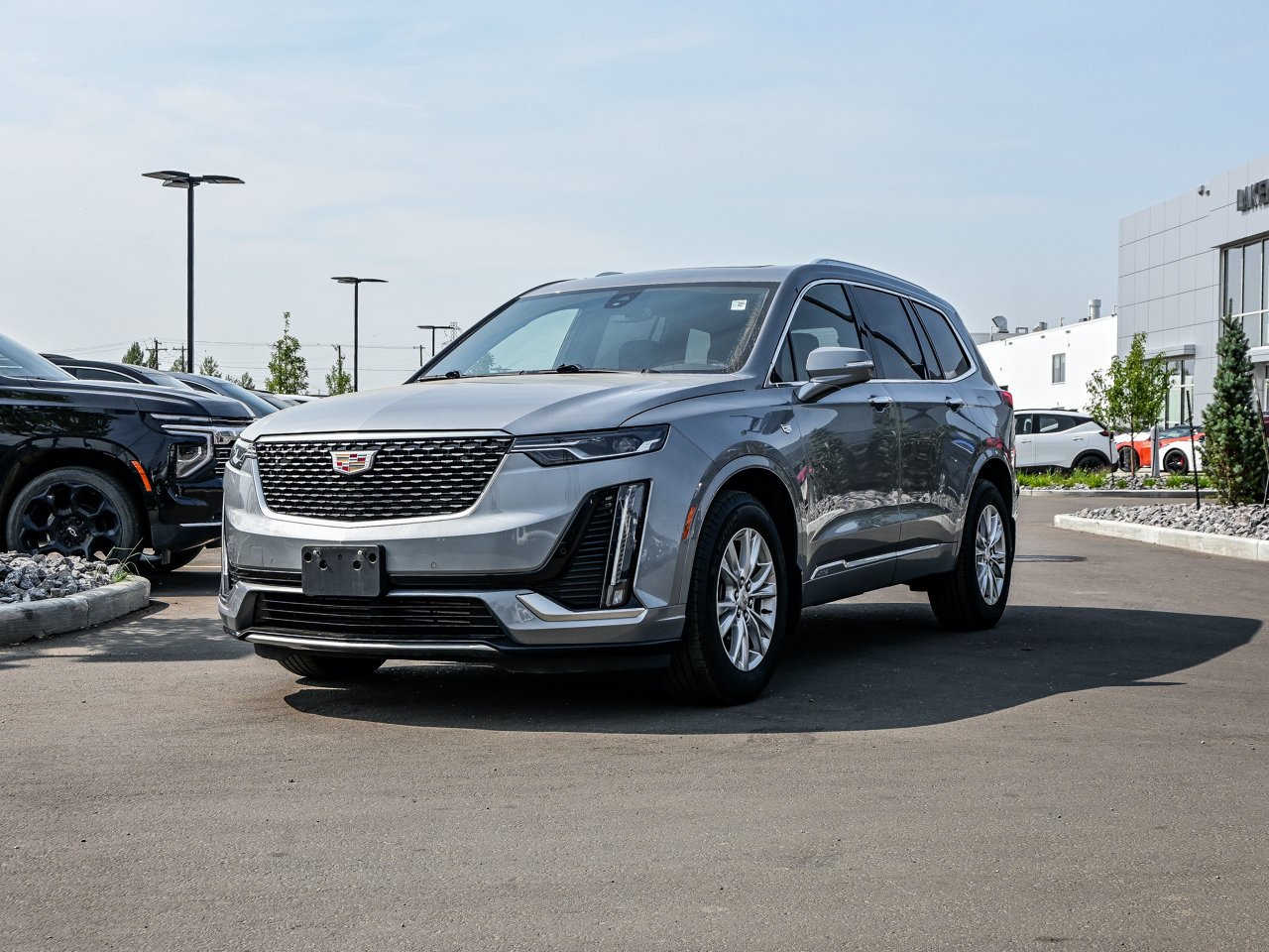 2024 Cadillac XT6 AWD 4dr Luxury Grey Sherwood Park - photo #3