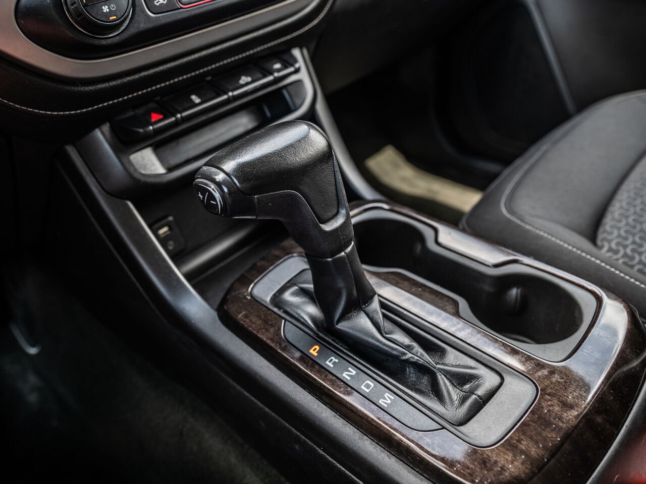 2016 GMC Canyon Red Sainte-Julienne - photo #19