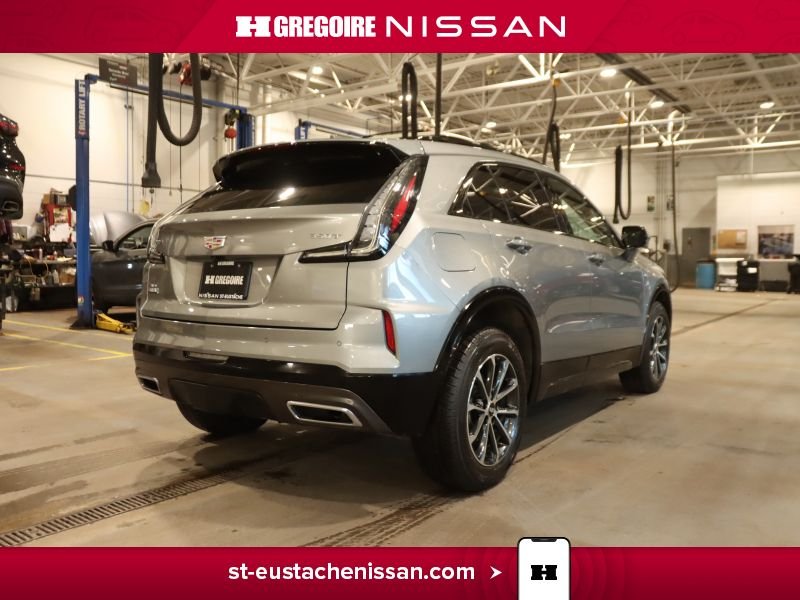 2025 Cadillac XT4 Silver Laval - photo #21