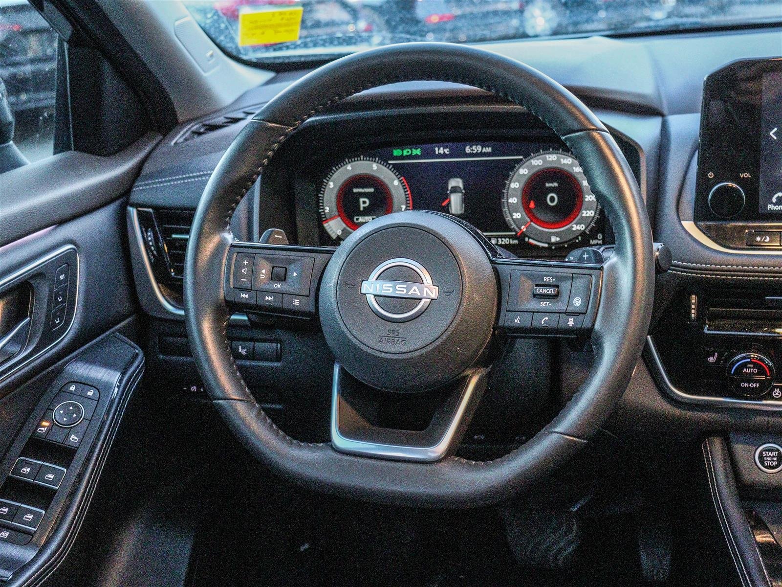 Nissan Rogue Platinum 2023 Black Ottawa & Gatineau - photo #10