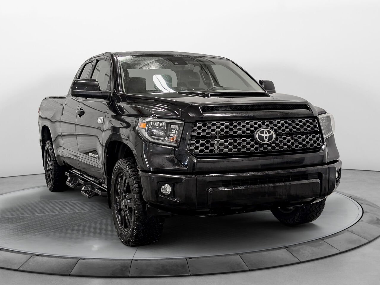 TOYOTA Tundra Grade TRD Sport TRD SPORT Cuir Sièges Chauffants Moteur V8 5.7L 2020 Autre Sherbrooke - photo #1
