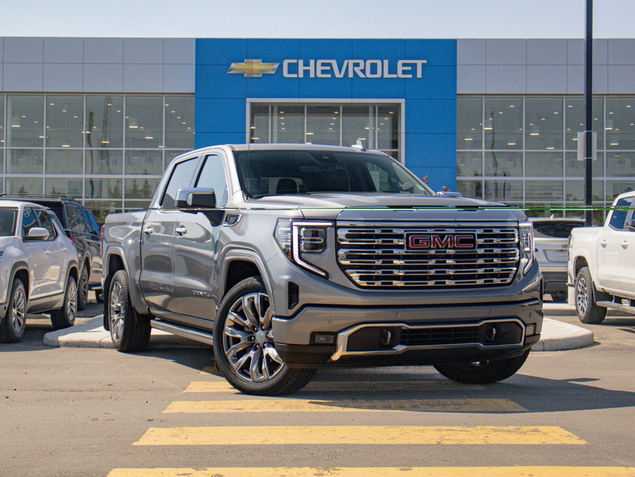 2025 GMC Sierra 1500 4WD Crew Cab 147 Denali Grey Sherwood Park - photo #1