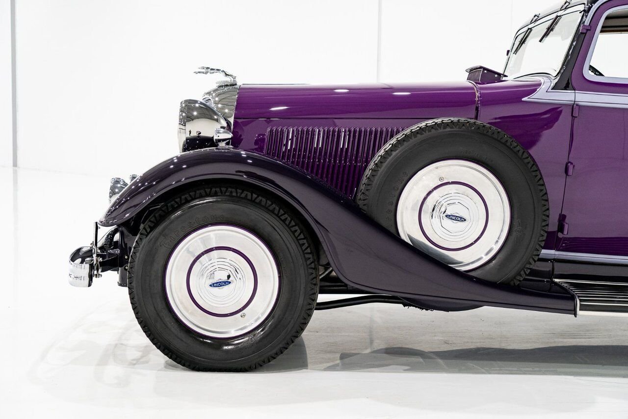Lincoln KB Victoria Coupe One Of 18 Built, And The Only Known Surviving **PRICE IN USD** 1933 mauve Montréal - photo #41