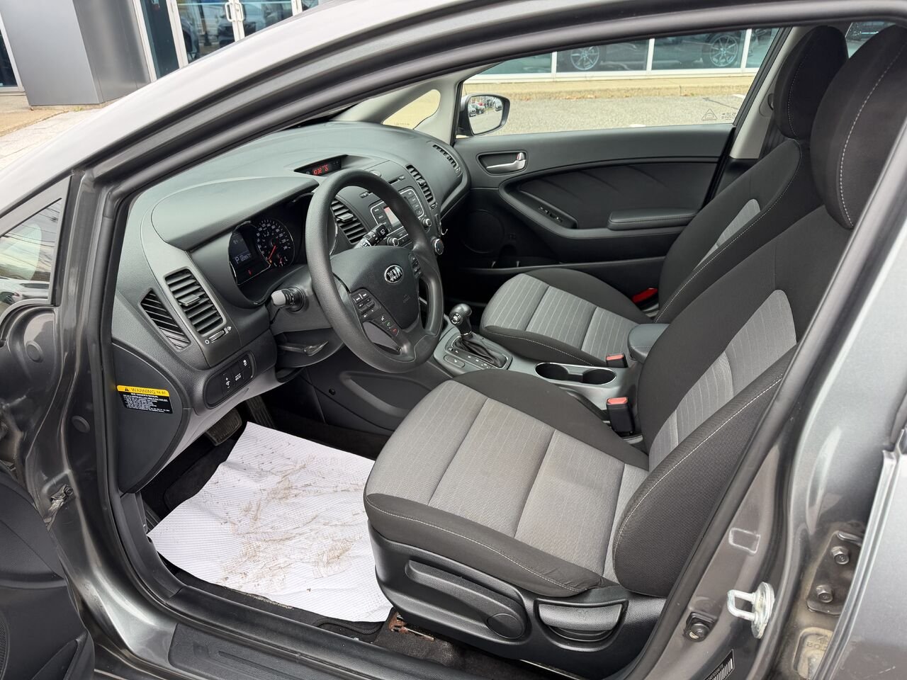2016 Kia Forté 5 Silver Ste-Marie - photo #10